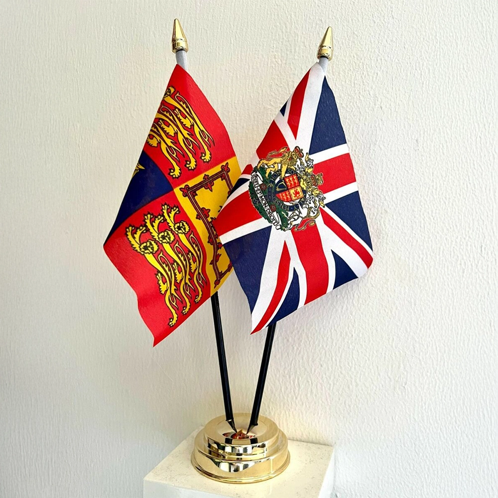 Royal Table Flags